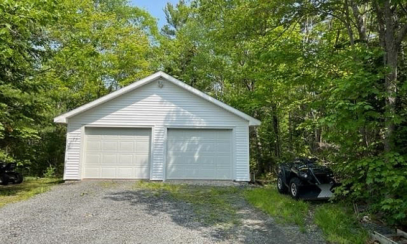 Spacious Four Bedroo...