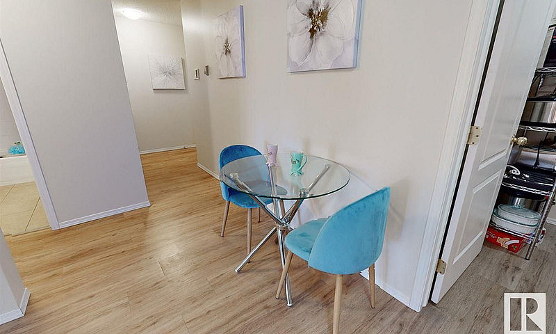 Fully Renovated Exec...