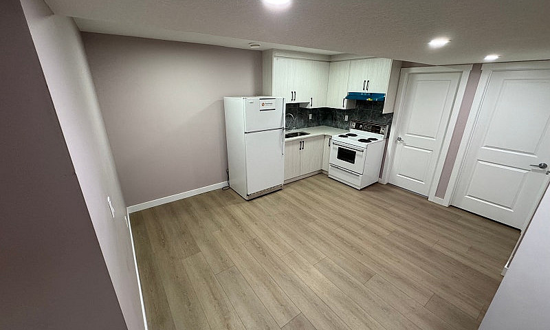 2 Bedroom Basement F...