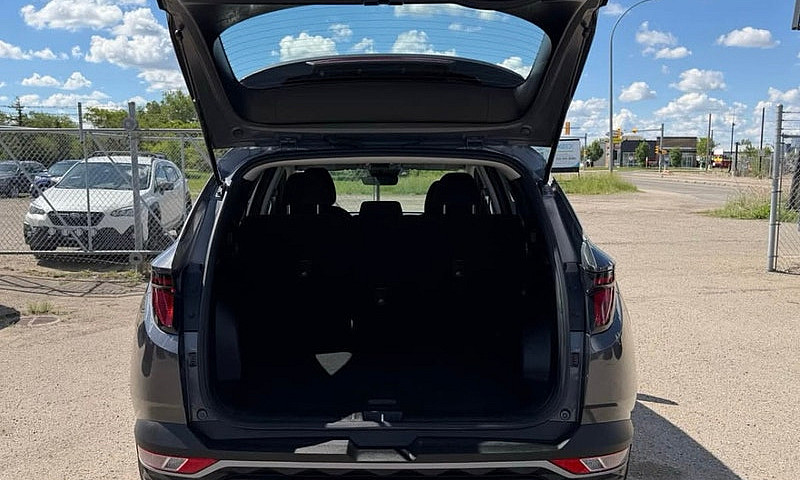 Hyundai Tucson...