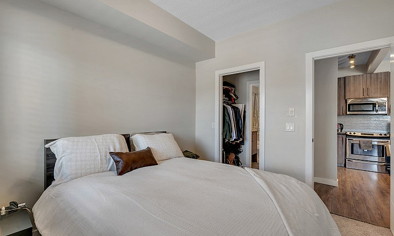 Sage Hill Apartment ...
