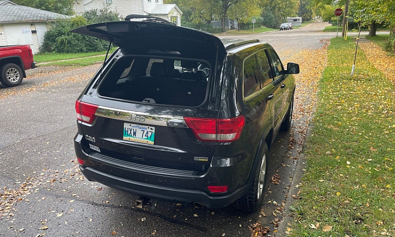 2011 Grand Cherokee...