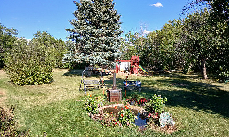 Beautiful Acreage Fo...