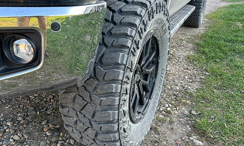 2020 Toyota Tundra T...