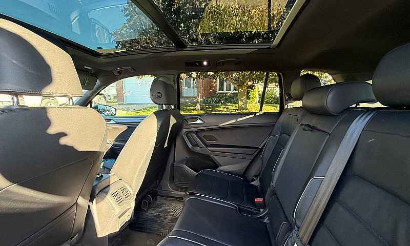 Volkswagen Tiguan ...
