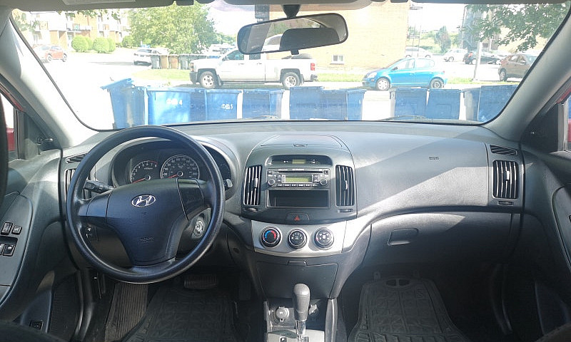 Hyundai Elantra 2010...