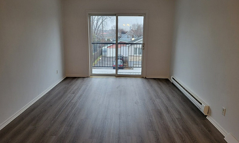 St-Hubert : 5 ½ Réno...