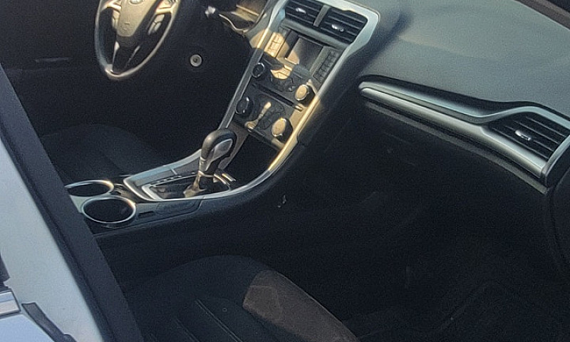 2014 Ford Fusion...