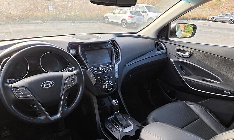 2014 Hyundai Santa F...