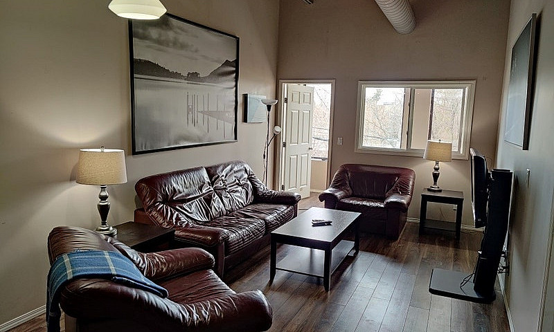 Fully Furnished 2Bdr...