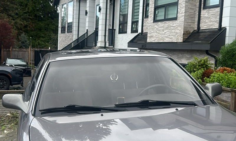 Toyota Camry – Ultra...