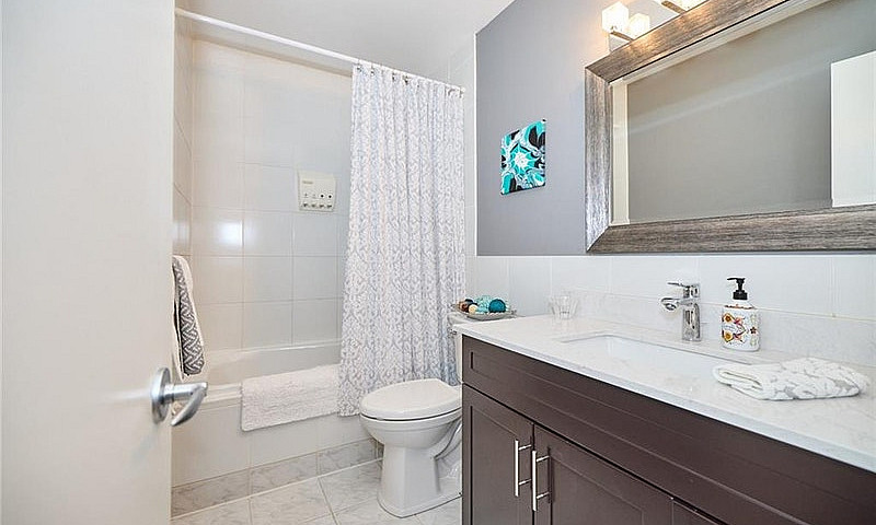 3 Beds,2 Bath,Finish...