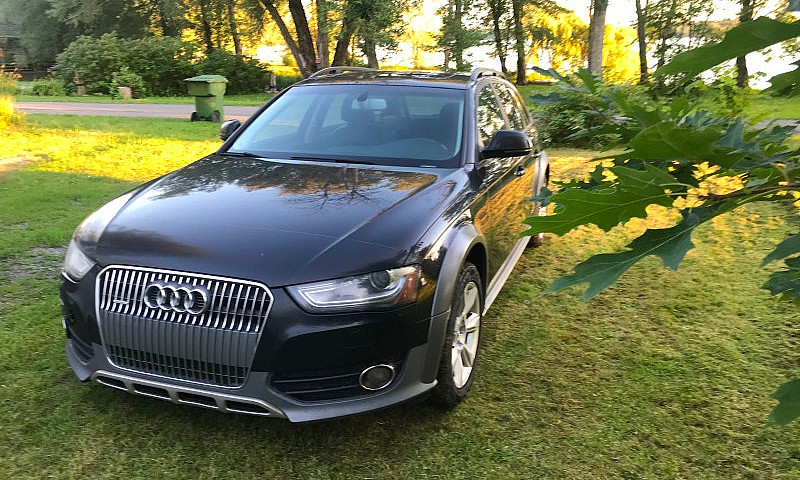 Audi Allroad Wagon 2...