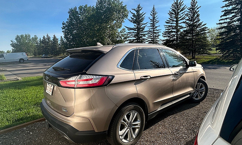 2020 Ford Edge Sel A...