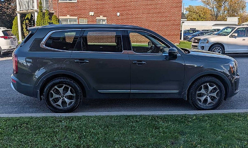 Kia Telluride Ex 202...