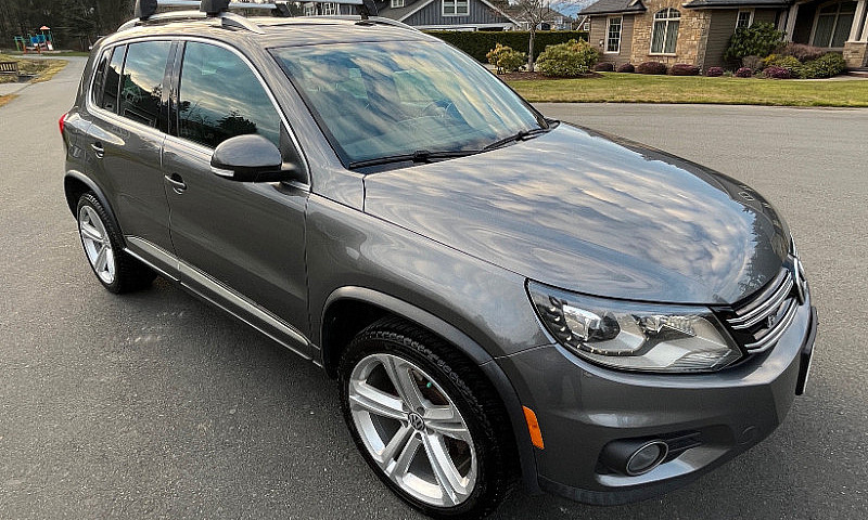 2015 Volkswagen Tigu...