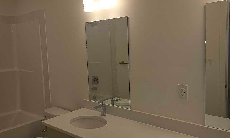 2817 17 Ave Coaldale...