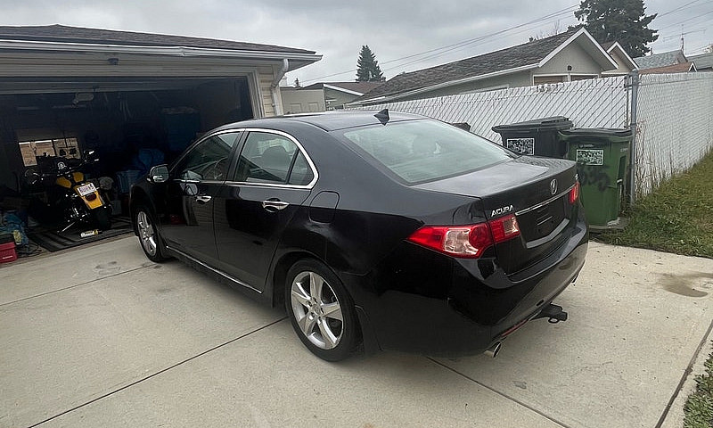2010 Acura Tsx...