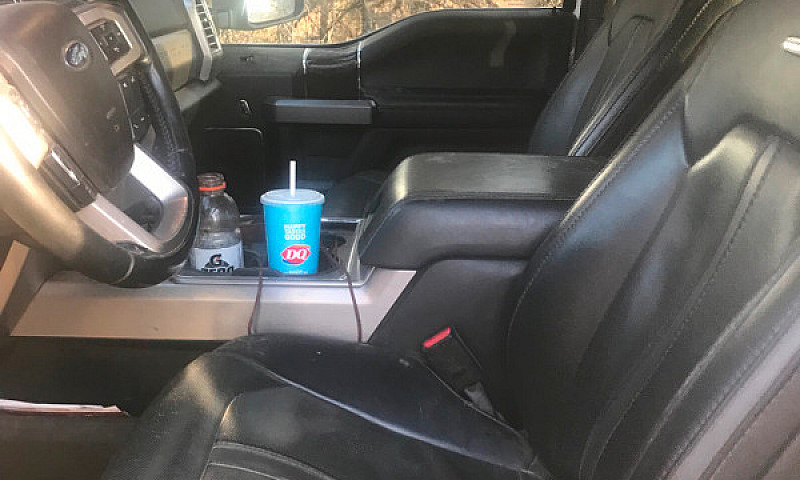 2017 Ford F-350 Plat...