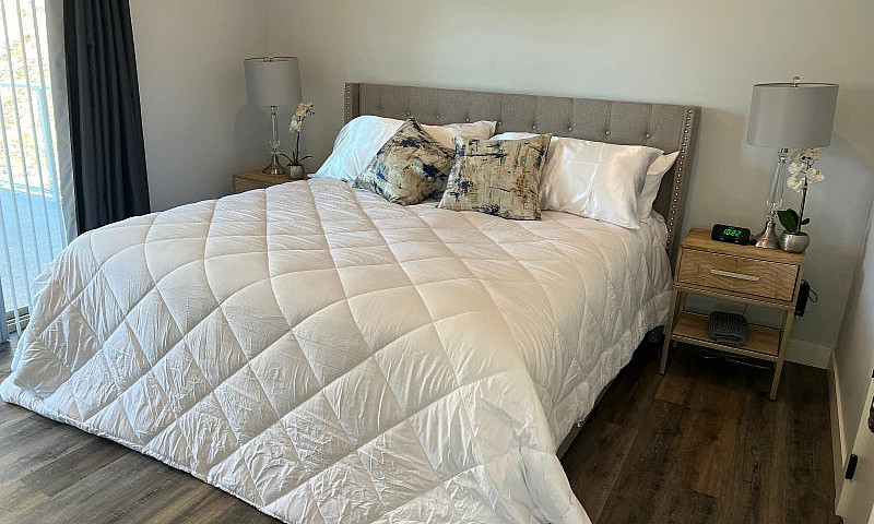 Modern-Furnished- 2 ...