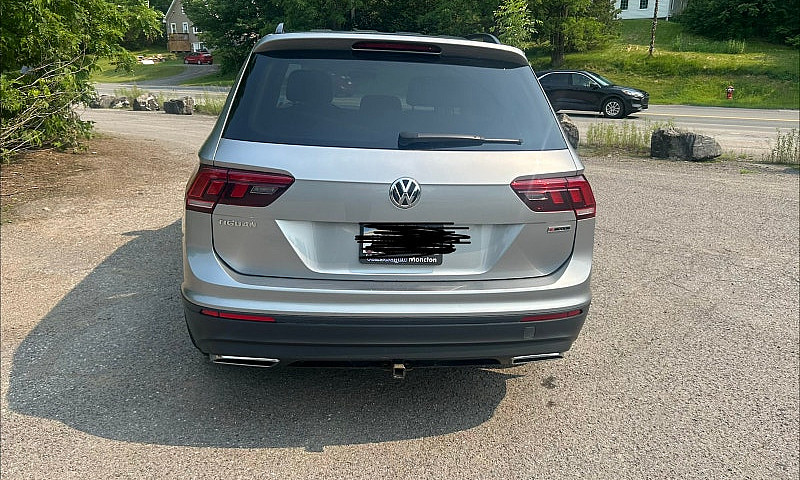 2020 Volkswagen Tigu...