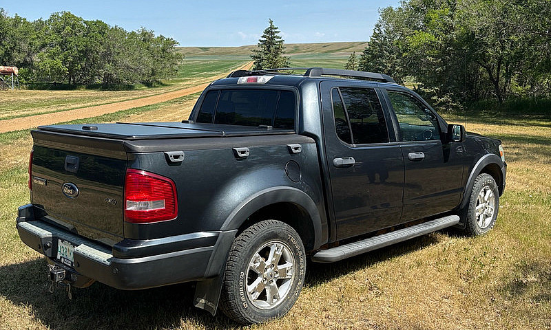 2010 Ford Sport Trac...