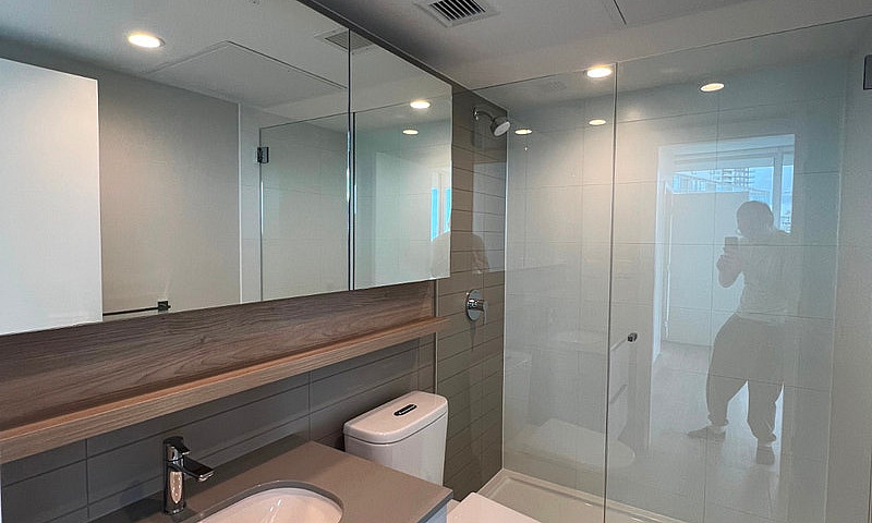 Burquitlam – Brand N...