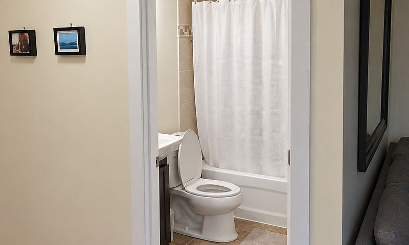 Comfortable 2-Bedroo...