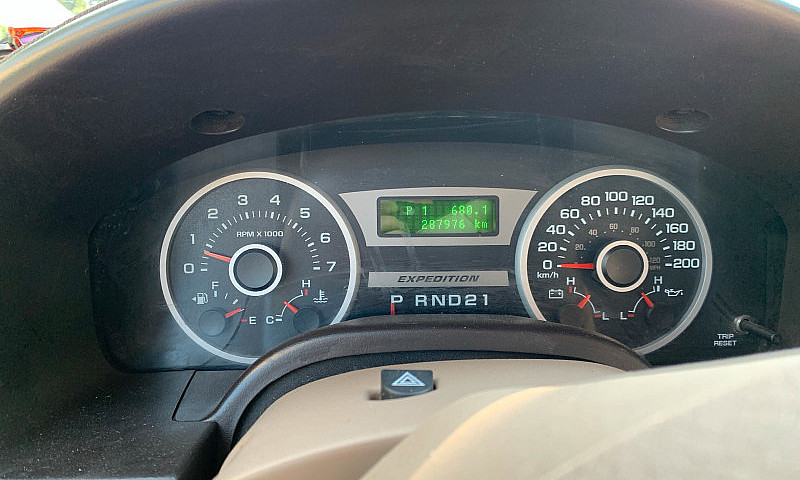 2006 Ford Expedition...