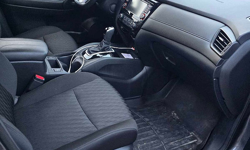 2020 Nissan Rogue Sv...