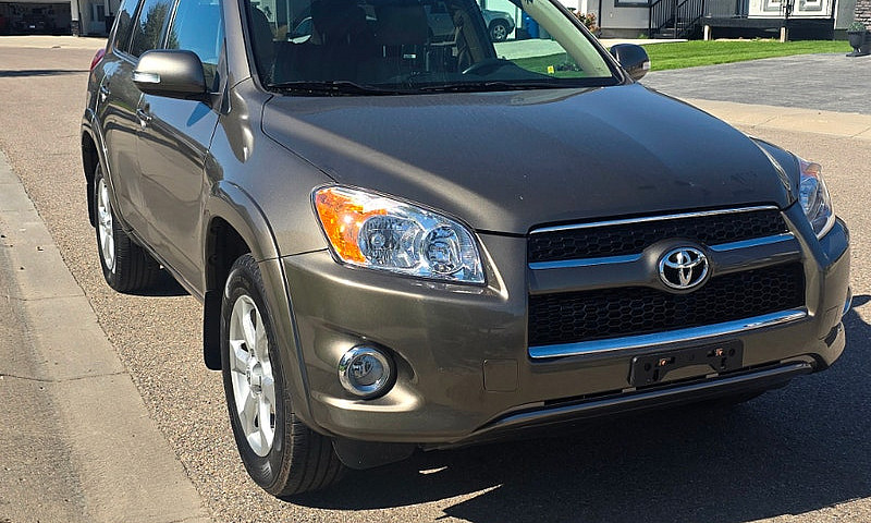 2009 Toyota Rav4 Awd...