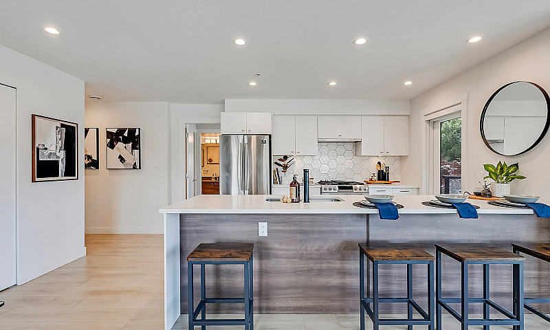 For Sale! 2Bed/2Bath...