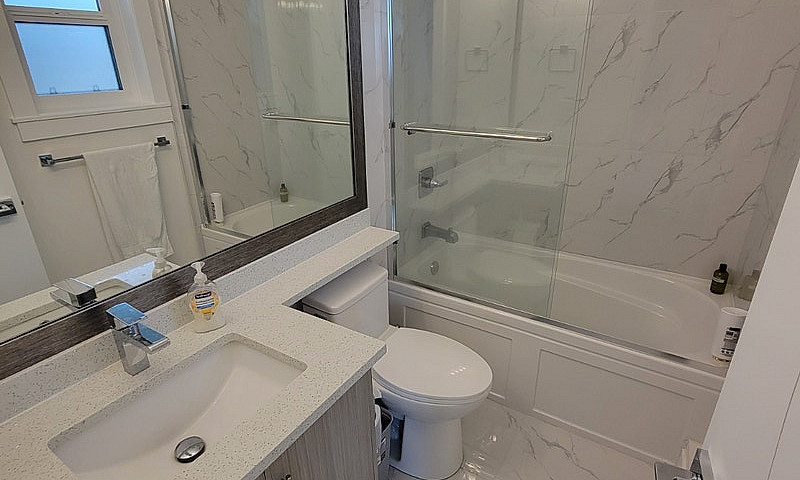 2 Bed - 1 Bath Basem...