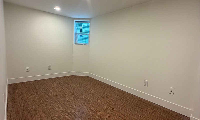 $2,000 / 970Ft2 –2Be...