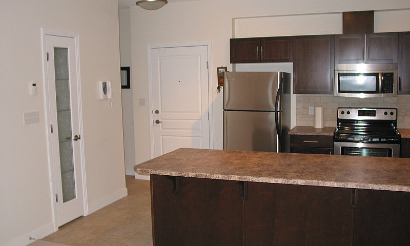 One Bedroom Apartmen...