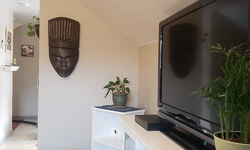 One Bedroom Suite Av...