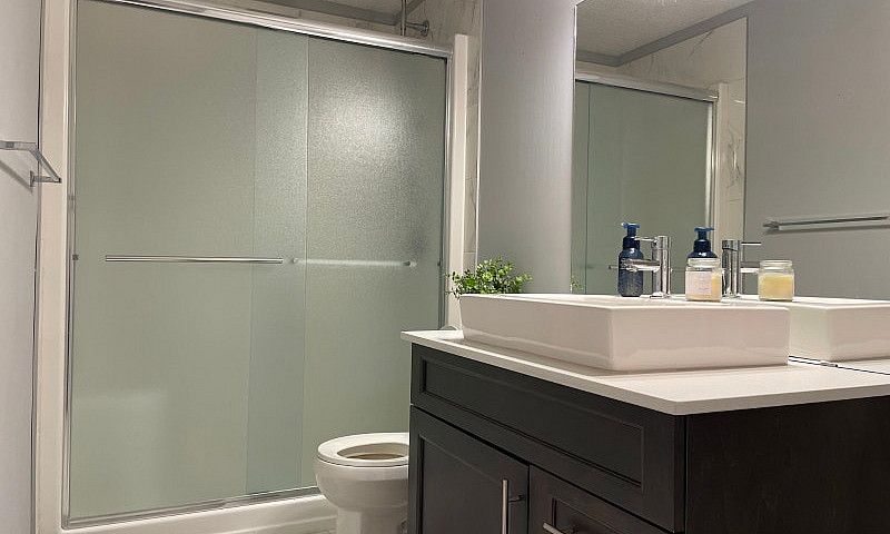 2-Bedroom Fully Furn...