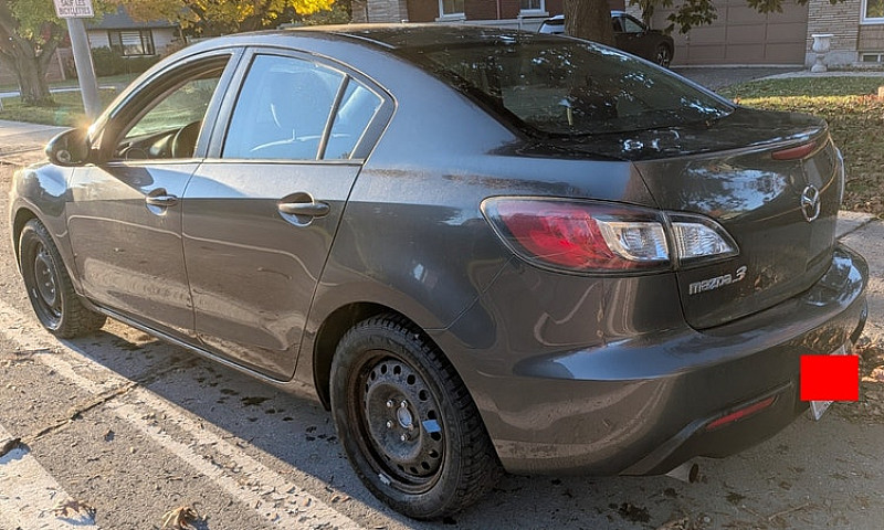 2011 Mazda3...