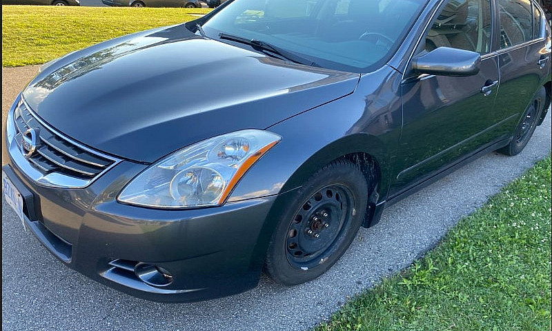 2010 Nissan Altima 2...