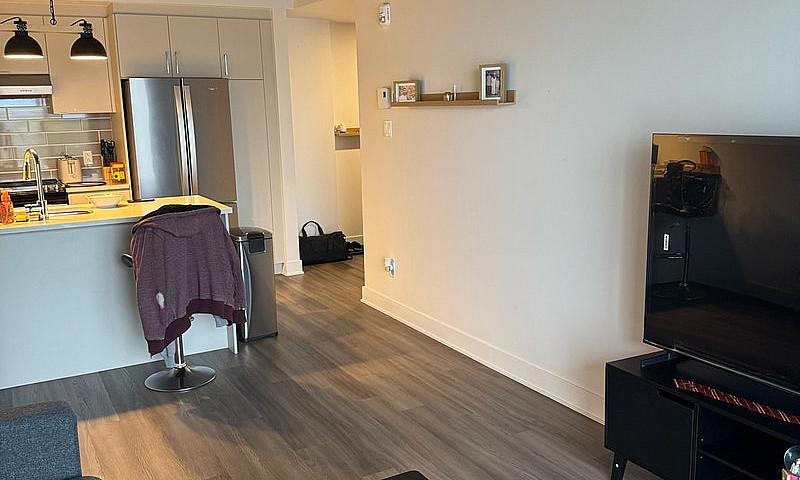 Condo À Louer...