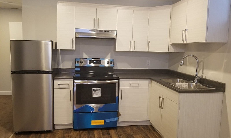 2 Bedroom Basement I...