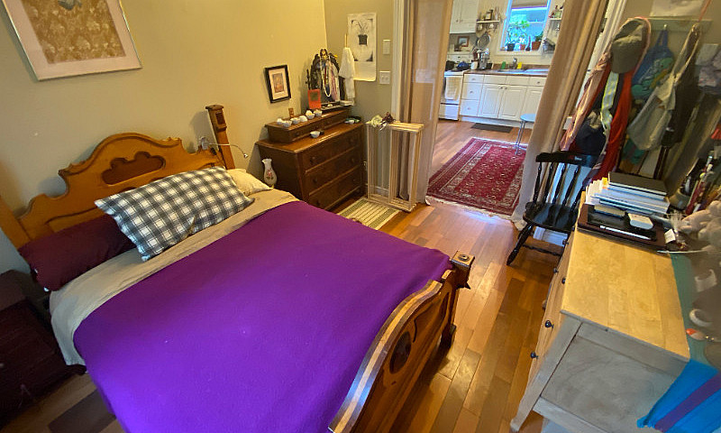 Studio Apartment - N...