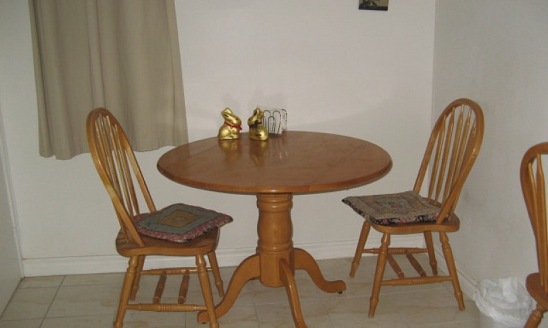 Bright Furnished 1 B...