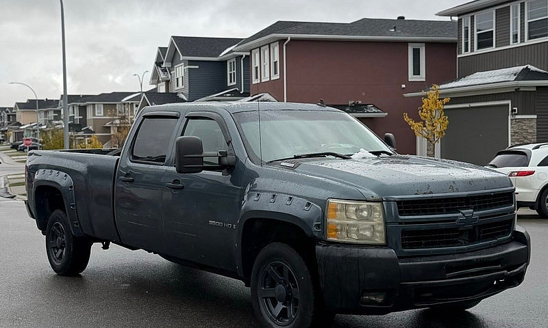  Chevy Silverado 350...