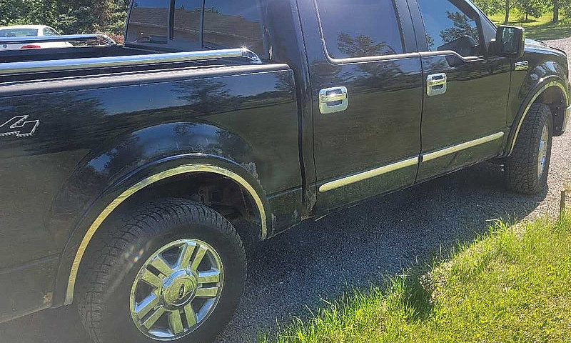 2007 F150 Lariat 4X4...