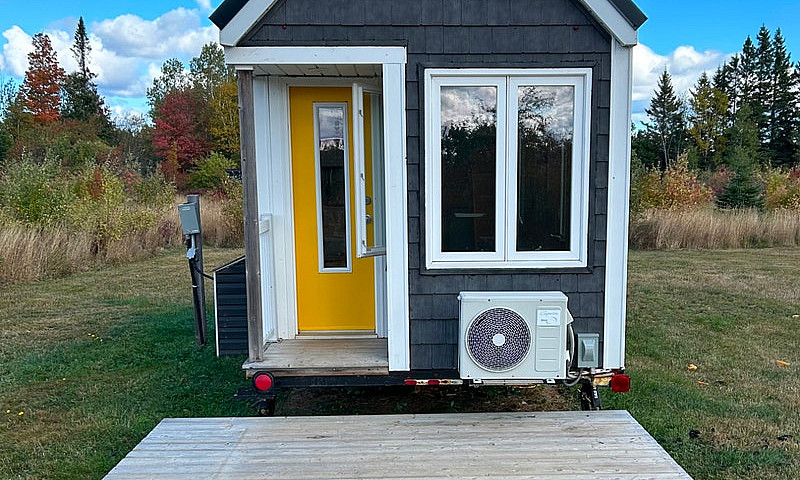 Luxury Tiny House Fo...