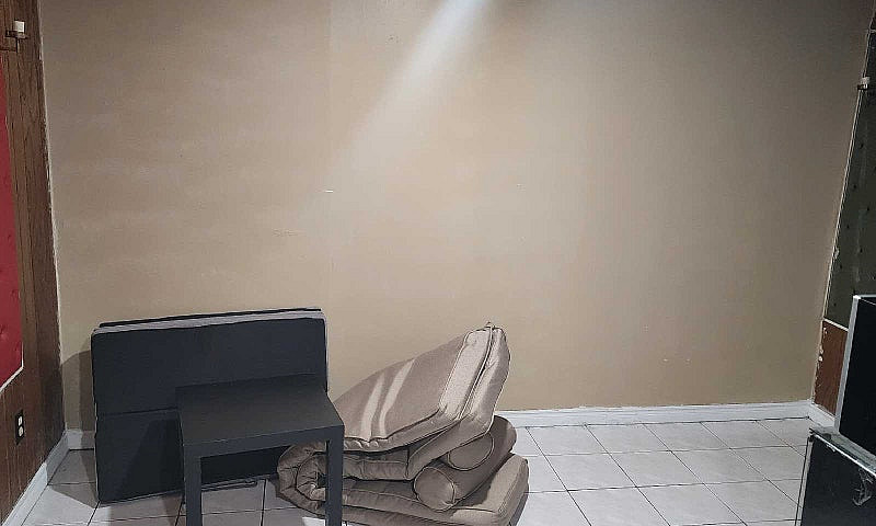 Private Basement For...