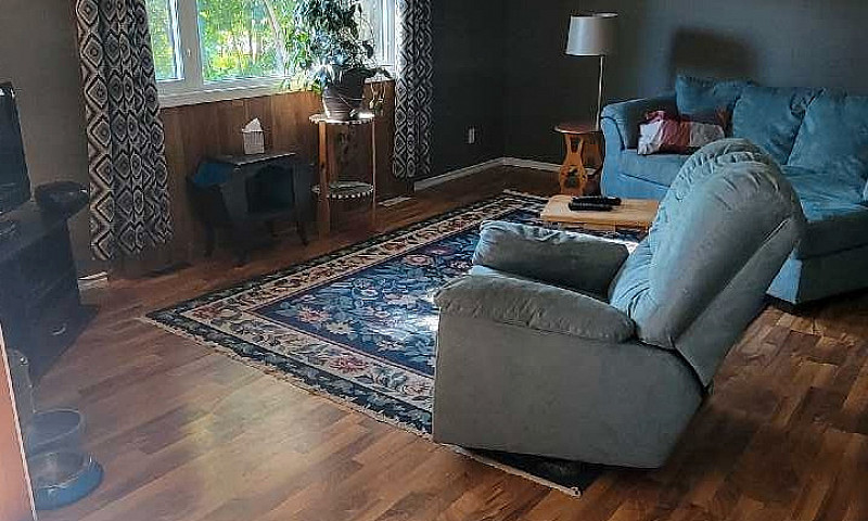 4 Bedroom 2.5 Bathro...