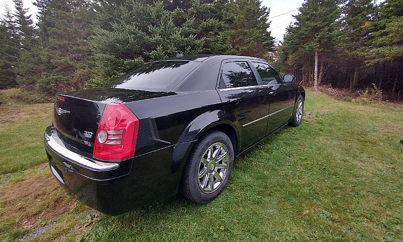 2008 Chrysler 300...