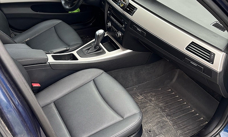 2011 Bmw 323I...